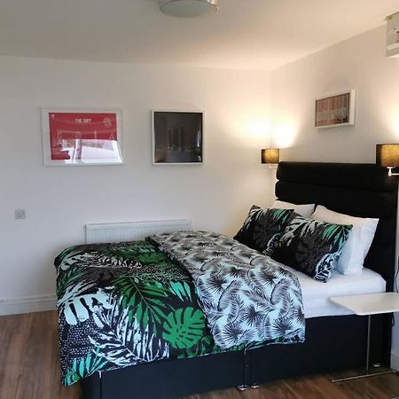 Stylish Studio Bungalow, Close To Cardiff Centre Eksteriør bilde
